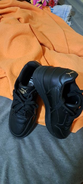 Adidași Puma nr 36 piele ecologica