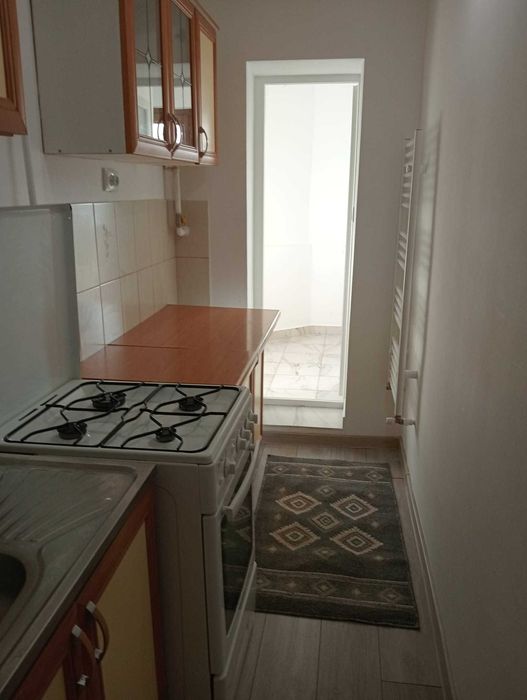 Garsoniera de inchiriat