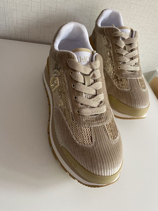 Сникърски Liu Jo AMAZING 23 с пайети