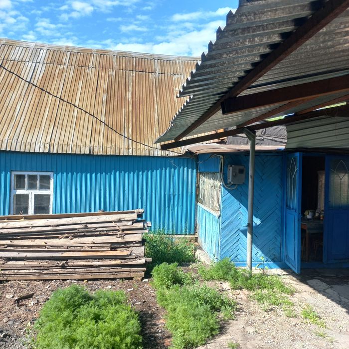 Продам  дом р таловка.