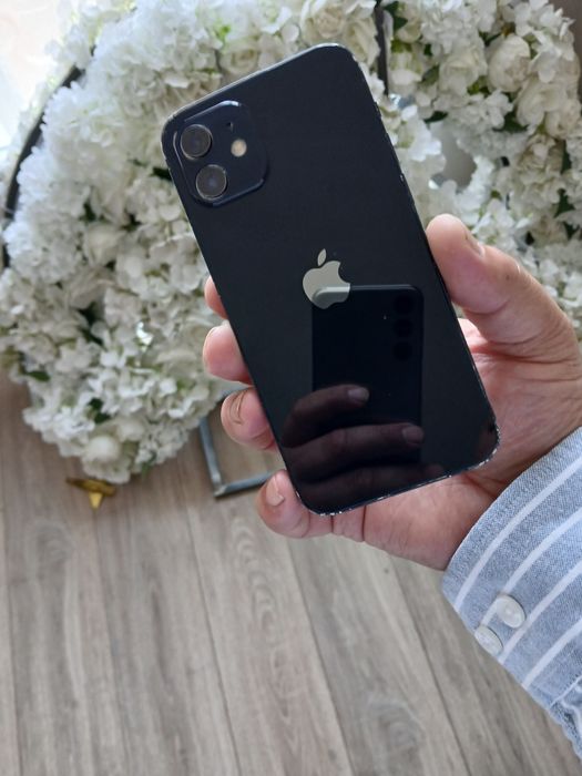 Обмен iPhone 12 на android