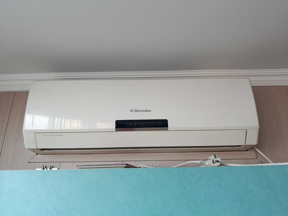 Кондиционер . В хорошем состоянии.