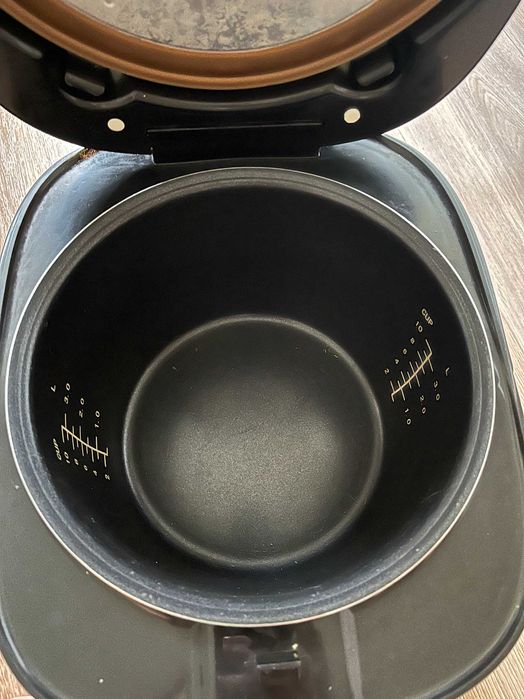 Продам мультиварку