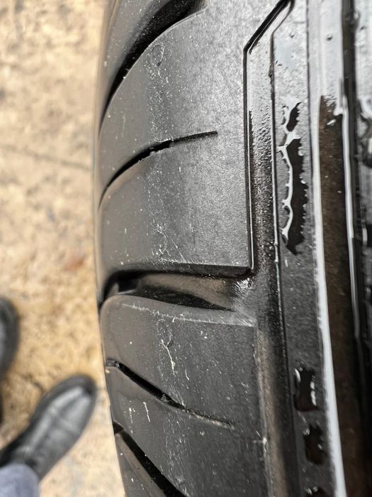 Продам корейские шины 20 размера