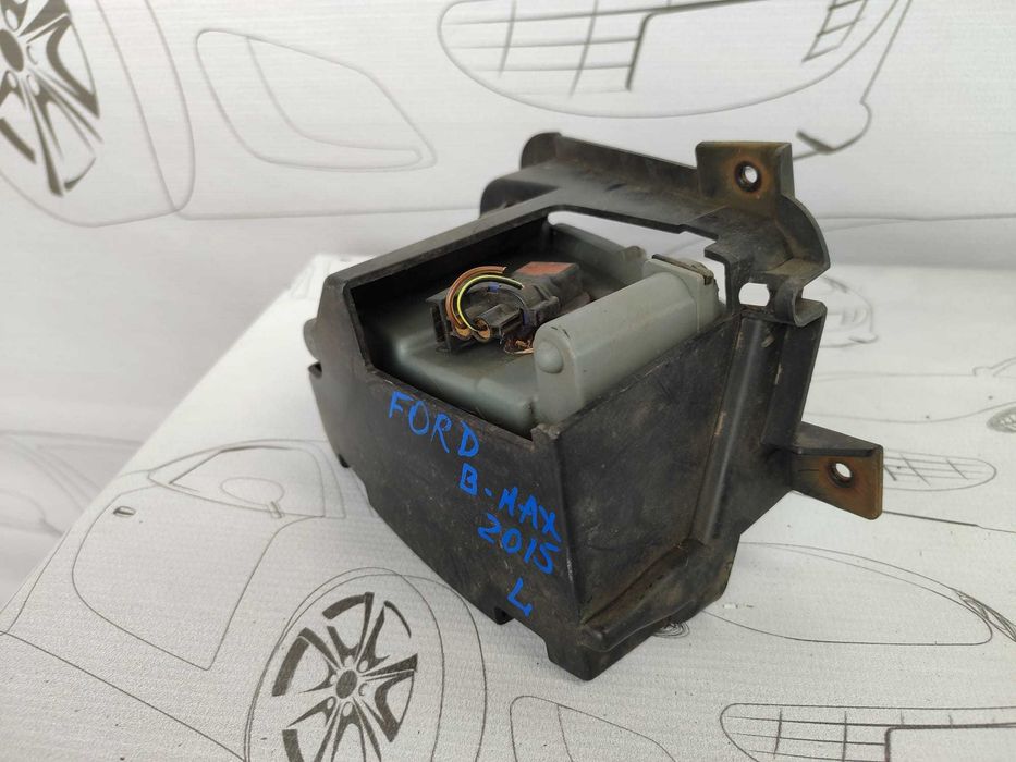 Proiector Ceata Stanga cu Suport Bara / Halogen Ford B-Max Minivan 2012–2017 / Cod OEM AV11-15267-AB (5D2)