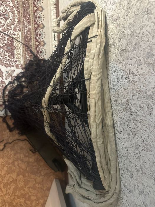 Волейболная сетка в отличном состояние