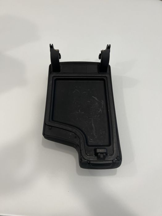 Подлакътник BMW E90