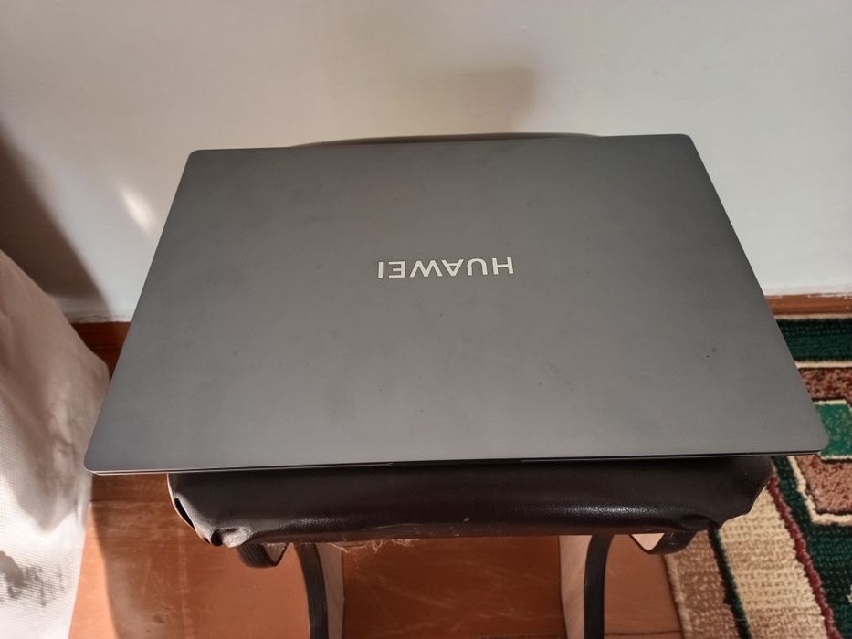 Huawei MateBook 16
