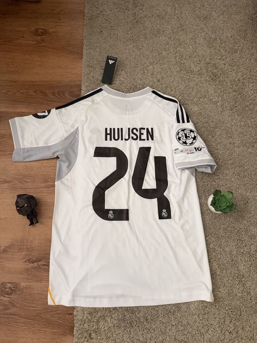 Tricou Huijsen real