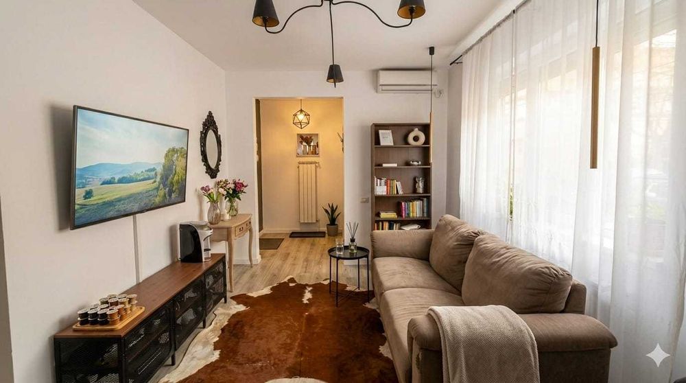 Ap de inchiriat 3 camere, curte si centrala proprie zona 13 Septembrie