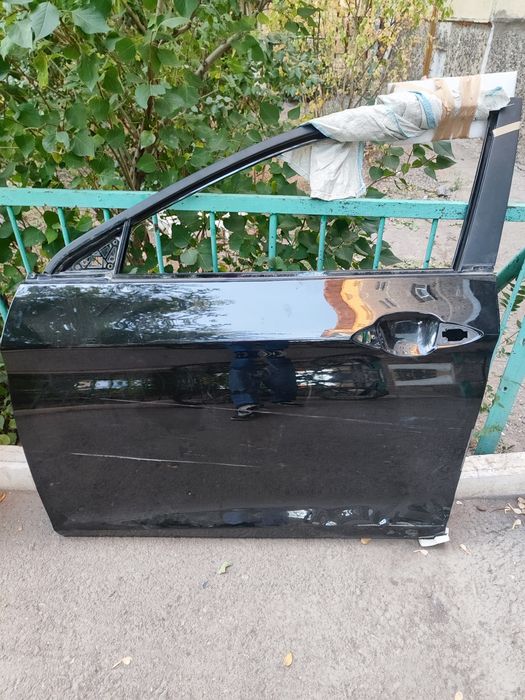 Продам двери на JAC j7.