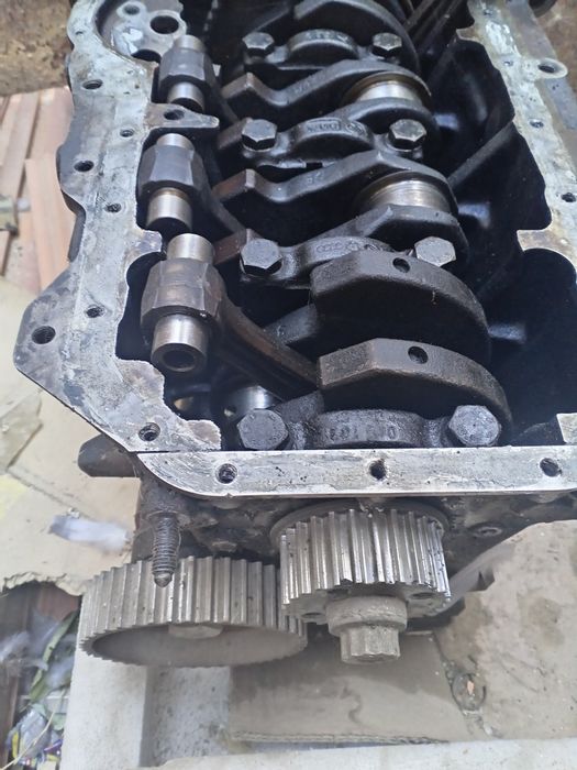 Запчасти на пассат б5