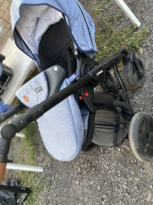 Продам коляску 3в1