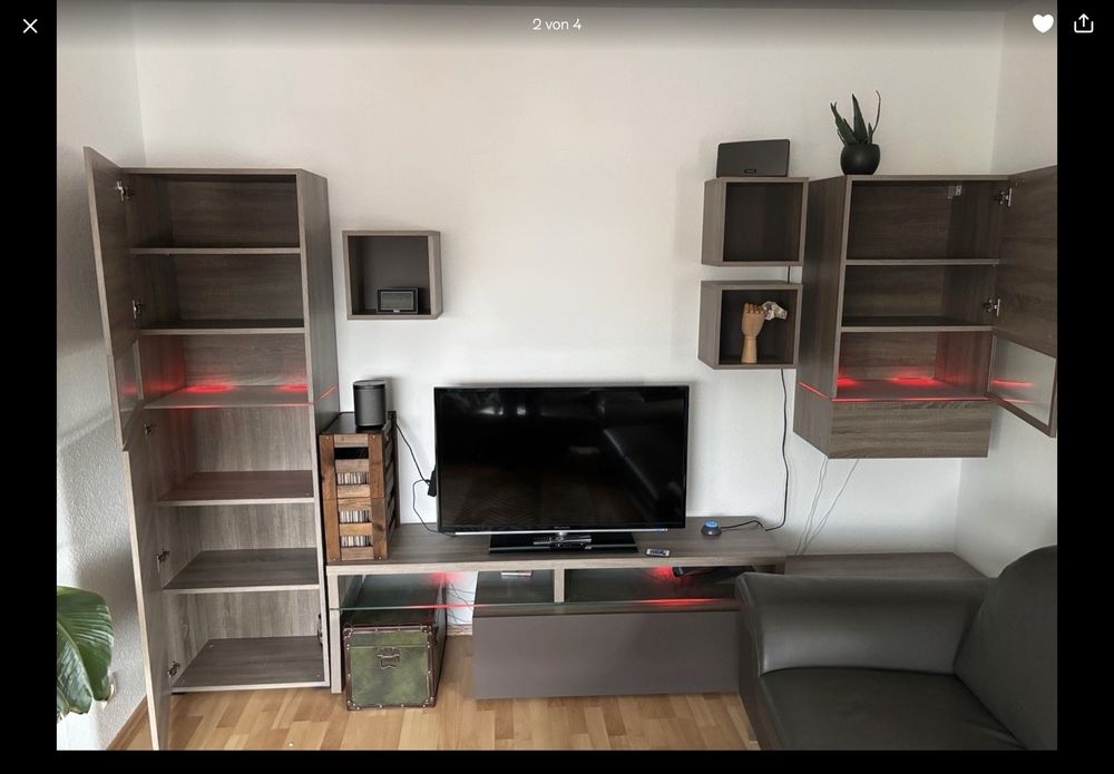 Mobila de living cu lumini ambientale