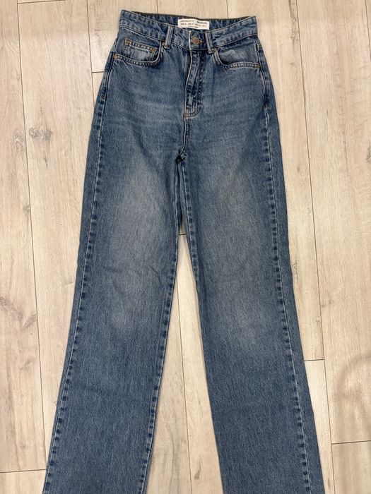 Дънки на stradivatius i bershka