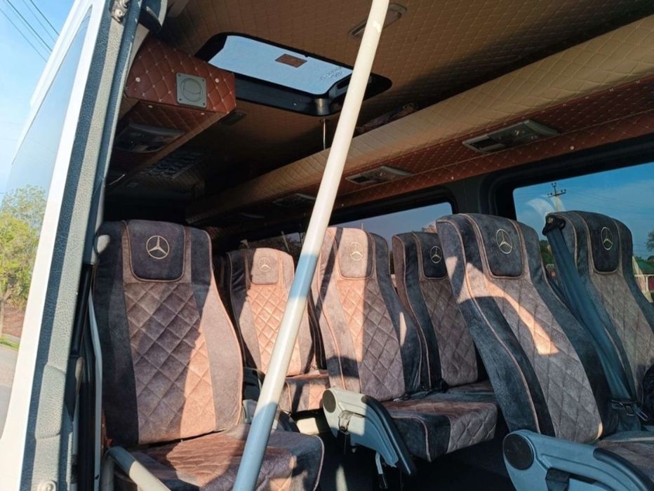 Экскурсии групп гостей 18-21 мест Поездки по Бухаре и 7 пиров Спринтер