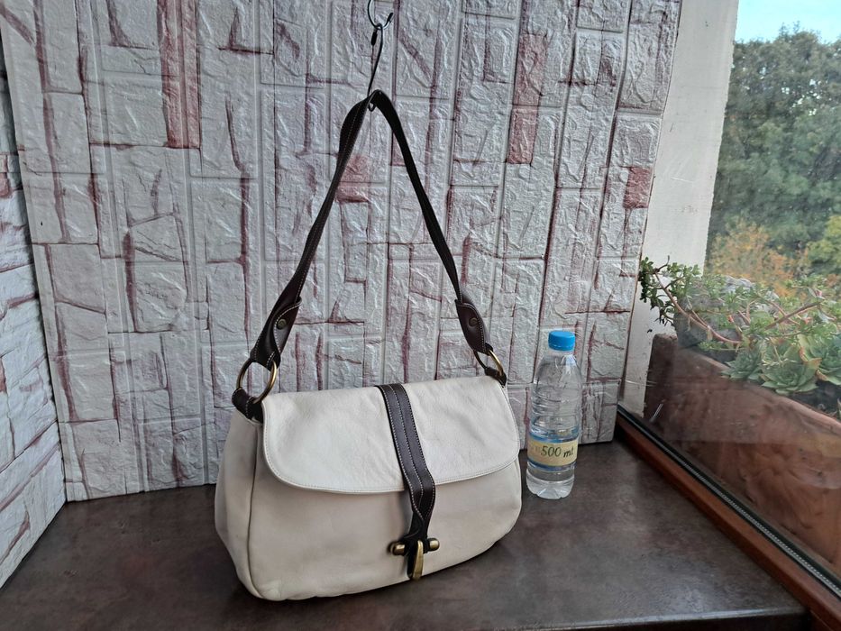 дамска чанта,бежова малка кожена чантичка-естествена кожа