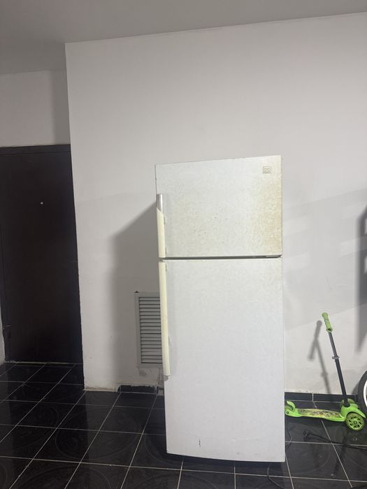 Белый Холодильник