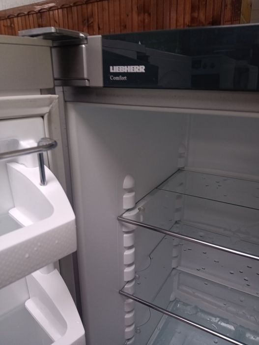 Иноксов комбиниран хладилник с фризер Liebherr 24 месеца гаранция!!!