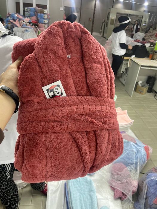 Баня халат сотлади янги