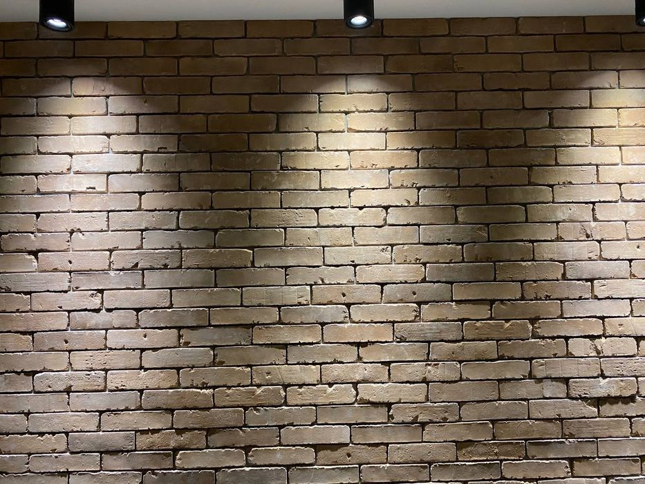 Декоративный кирпич и камень от производителя