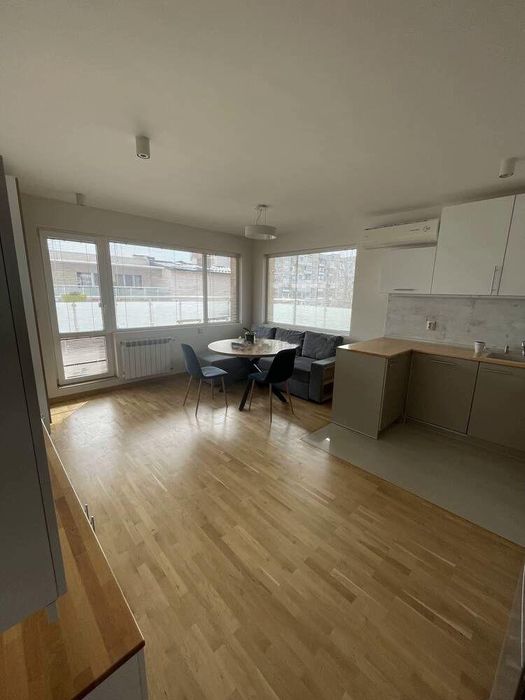 Дава се под наем Тристаен апартамент в София, Мусагеница - 110 кв.м за 897.6 € - Снимка #1