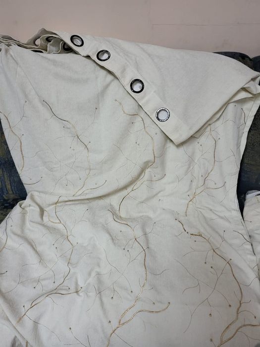 Продам шторы для зала и детской