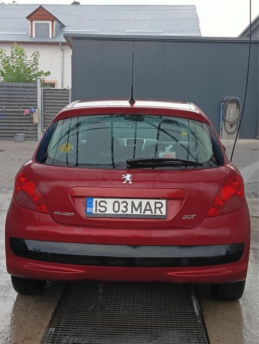 Peugeot 207 1.4 benzina