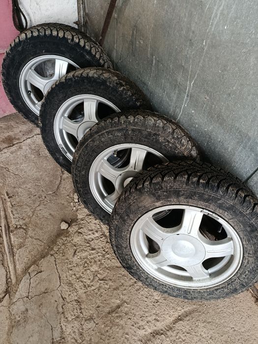 Продам колеса ваз .