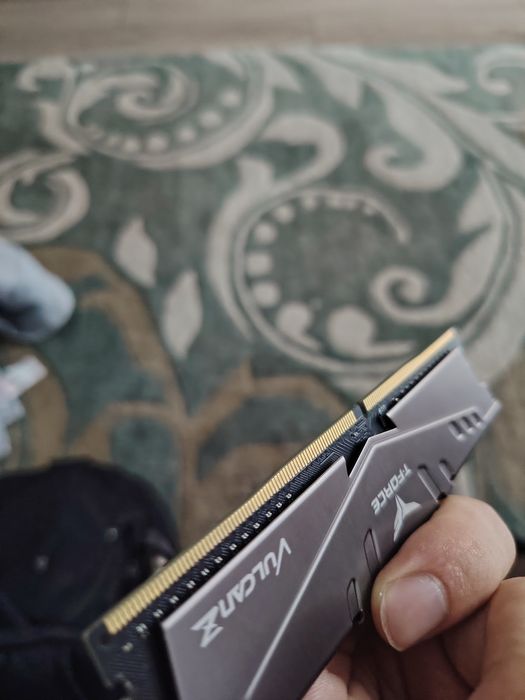Memorie RAM 16GB ddr4