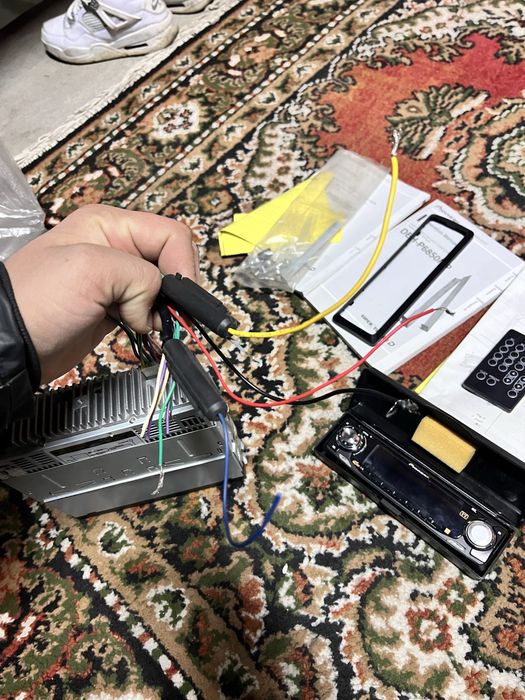 Продам магнитолу