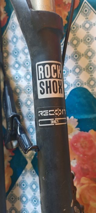 Вилка Rockshox Recon