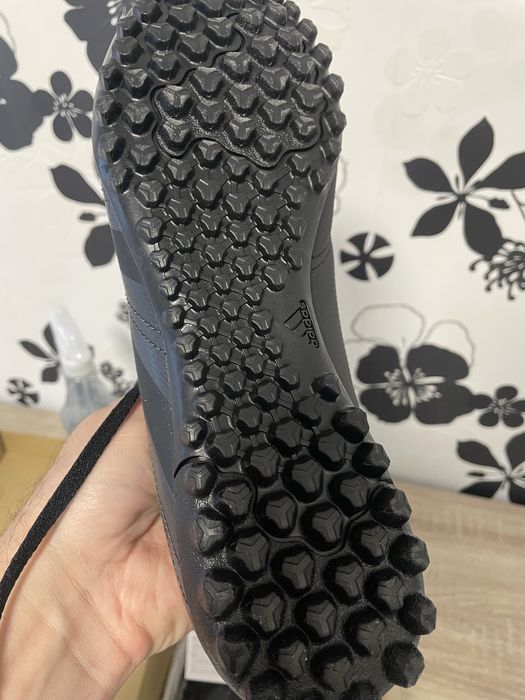 Футболни обувки Adidas Predator