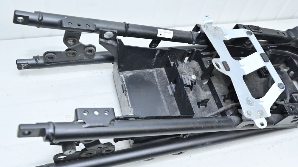 Yamaha FZ8 2010 - 2015 Cadru Codita Spate Undertail Aparatoare Plastic