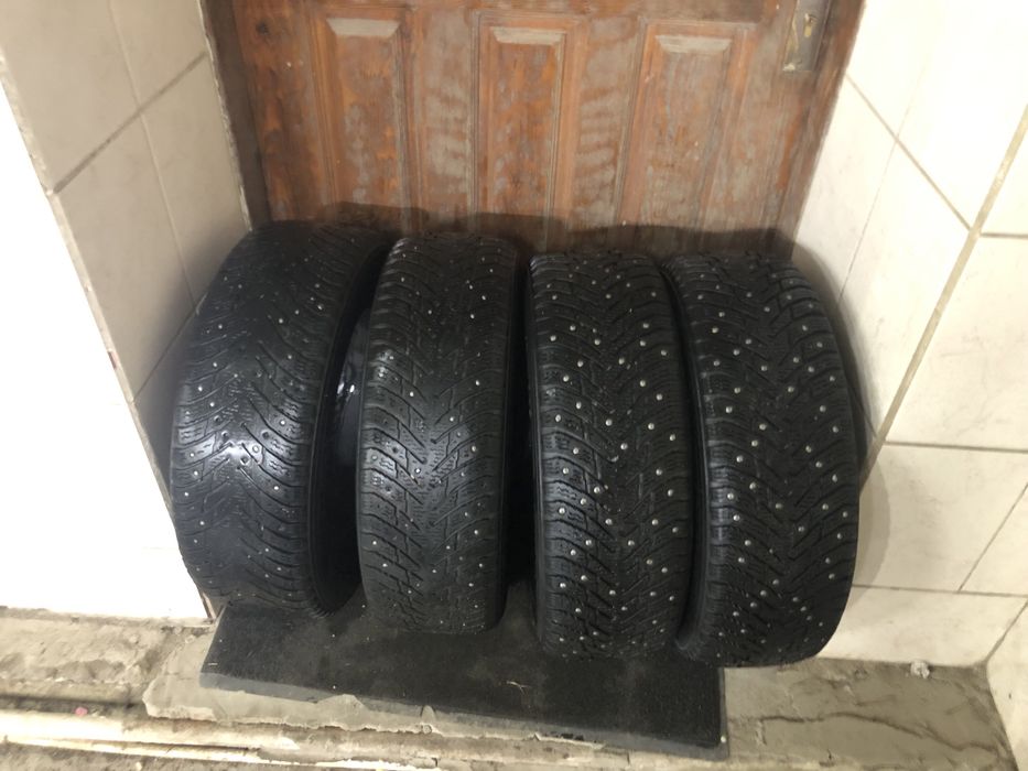 Продам зимнюю резину