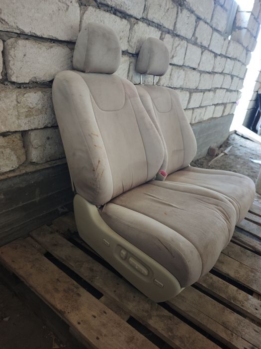 Lexus Rx300/350 Сиденья передние