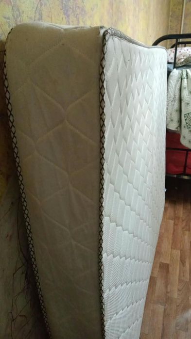 Продам матрас.   .буу