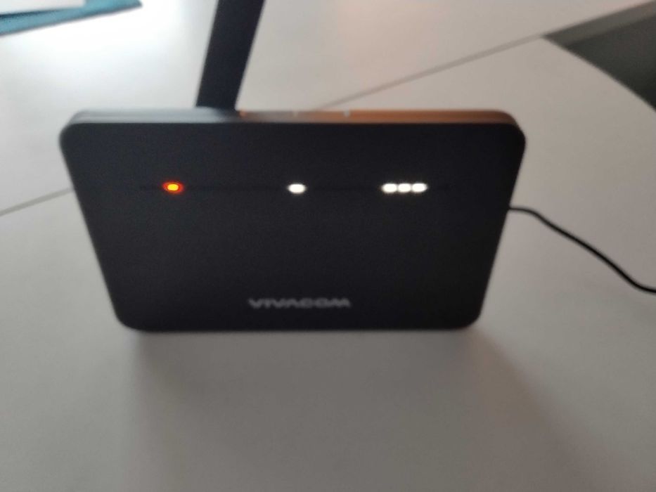4G рутер за сим карти на Виваком -перфектен