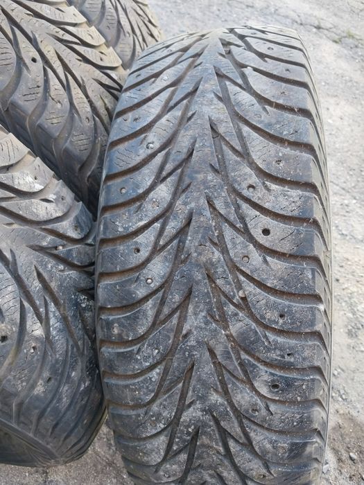 4 шины Yokohama 235 60 R18