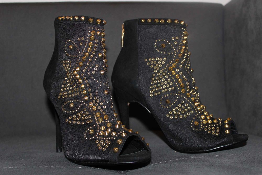 Отворени боти ZARA номер 38