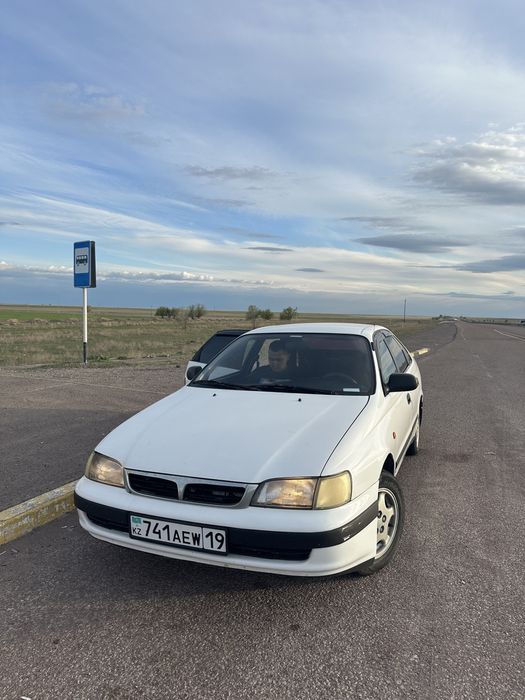 Карина Е 1.6 в хорошем сост