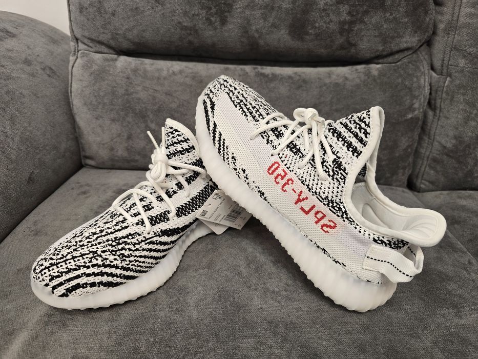 Adidas yezzy nr 41 42 43 44 45 pret 350 lei
