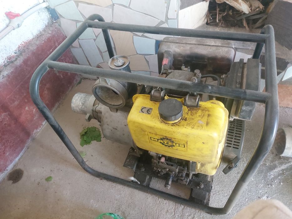 Продаётся Водяной насос дизельный