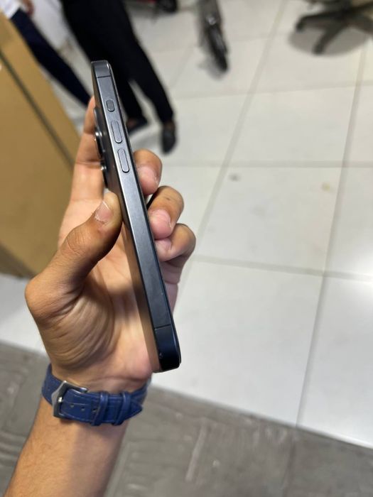 iphone 15 pro 256 gb LL|A