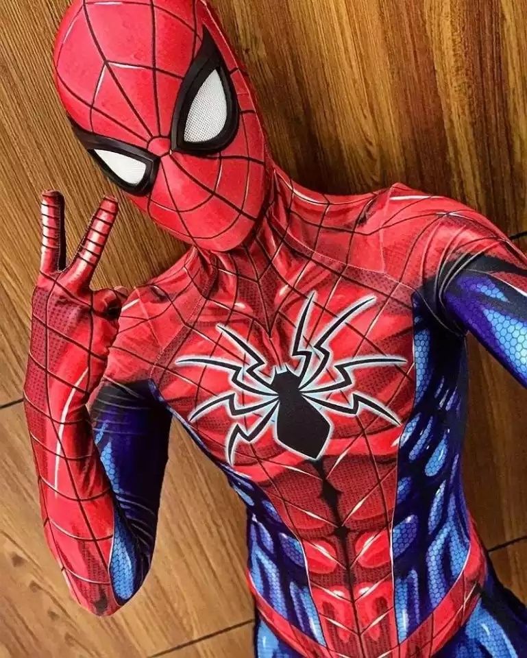 Closely Painting Sunny Costume Spiderman P4 copii si adulti la Halloween, petreceri, carnaval Satu  Mare • OLX.ro