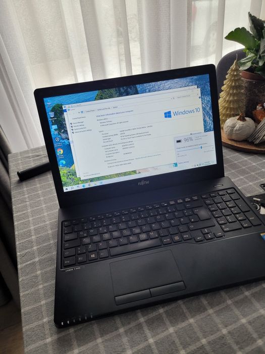 Laptop Fujitsu A555 intel i3 gen 5