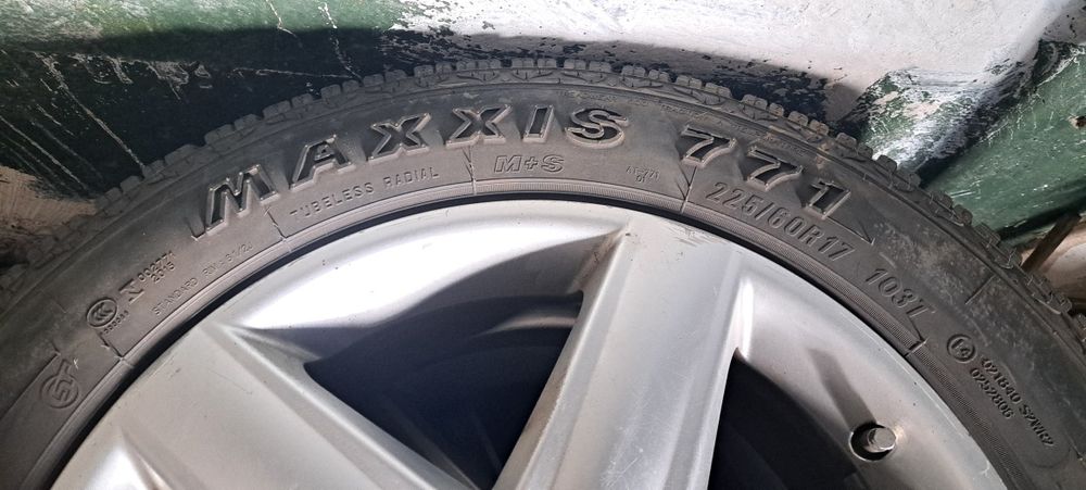 Комплект диски с шинами