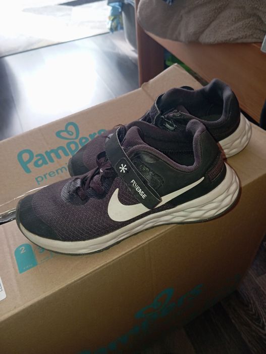 Детски оригинални маратонки Nike