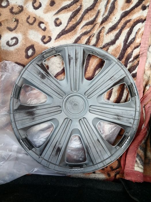 Продаю калпак 14 для машины