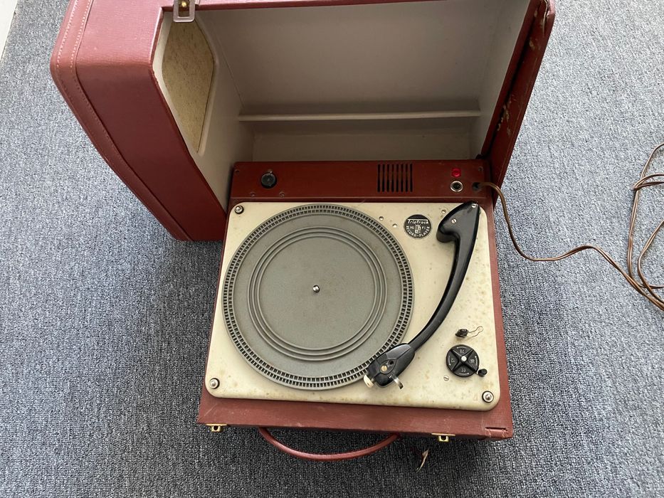 РЕТРО ГРАМОФОН TrioTrack Bambino2 Denmark